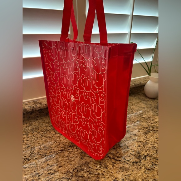 lululemon athletica Handbags - Lululemon Reusable LARGE Tote Bag – Red & White Graphic Print